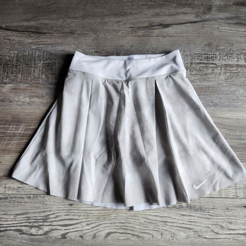 (XS) Nike Skirt/ Skort